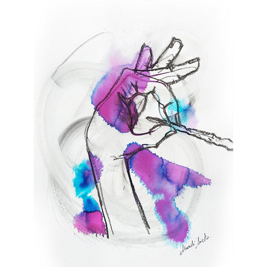 Dibujo de una mano en gesto mágico, realizado en acuarela y carboncillo. Obra dedicada a los magos de corazón y a la fantasía interior. Formato cuadrado.