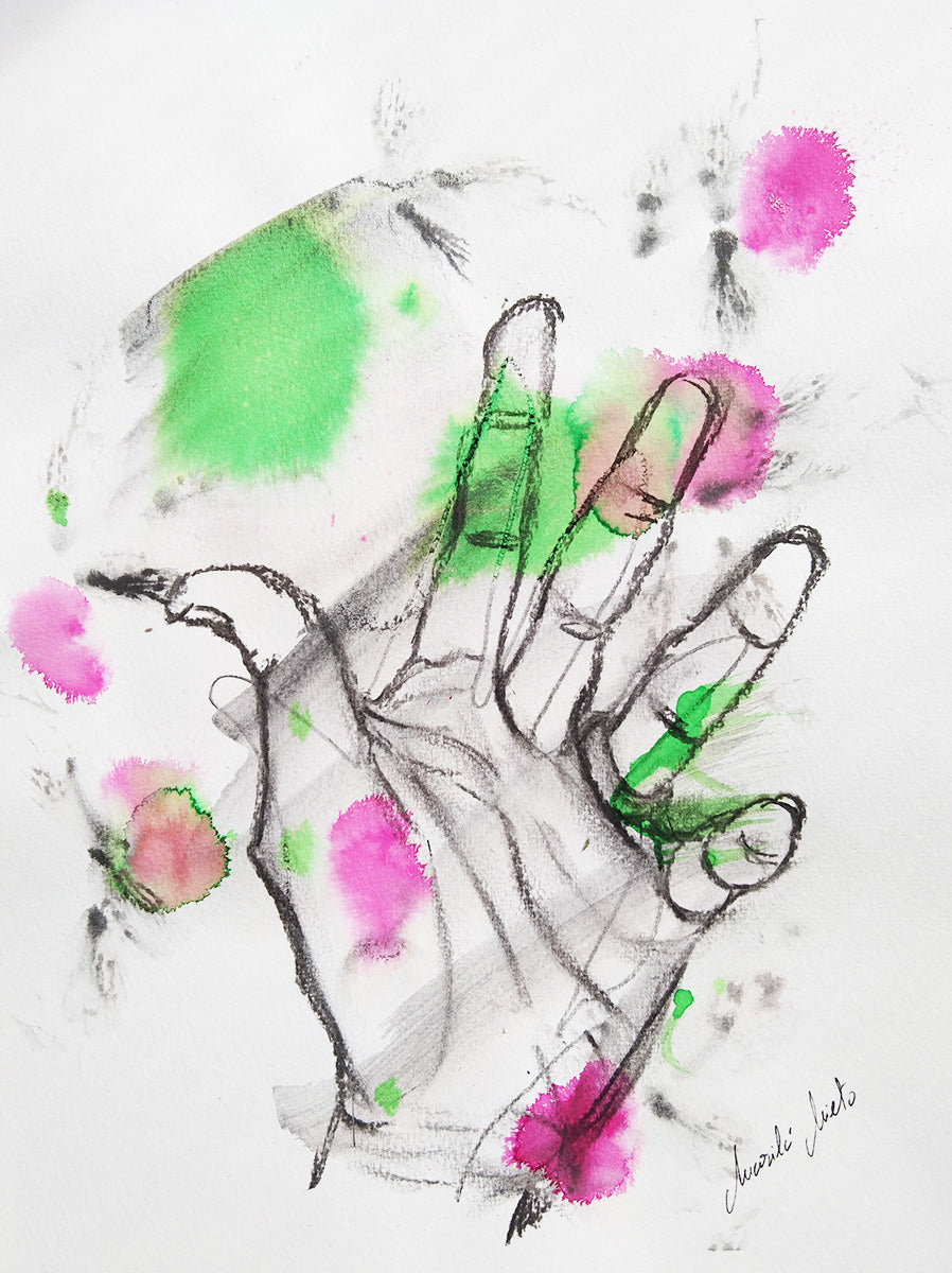 Dibujo de una mano en acuarela verde y rosa fucsia, saliendo por una ventanilla y jugando con el viento. Gesto de libertad primaveral.