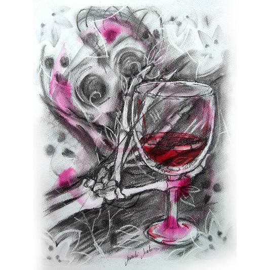 Dibujo de una mano esquelética de canina sosteniendo una copa de cristal. Fondo oscuro con flores y pequeños fantasmas. Obra simbólica en acuarela y carboncillo.