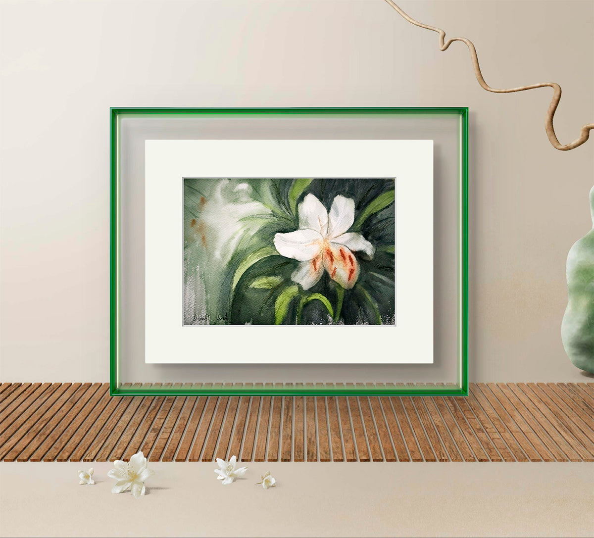 Obra Lirio de Casablanca en penumbra expuesta en un pequeño y acogedor espacio. Pintura floral que inspira fortaleza emocional y renovación."