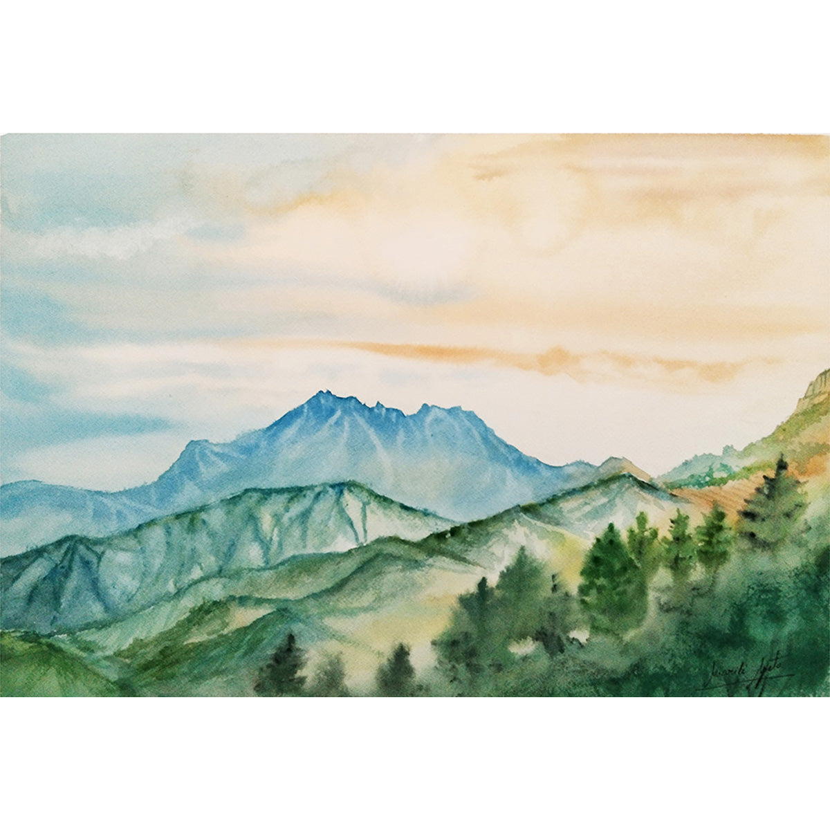 Acuarela de la Sierra de Aitana al amanecer, con montañas azules al fondo, cielo anaranjado y bosques de coníferas en primer plano. Paisaje de calma y despertar.