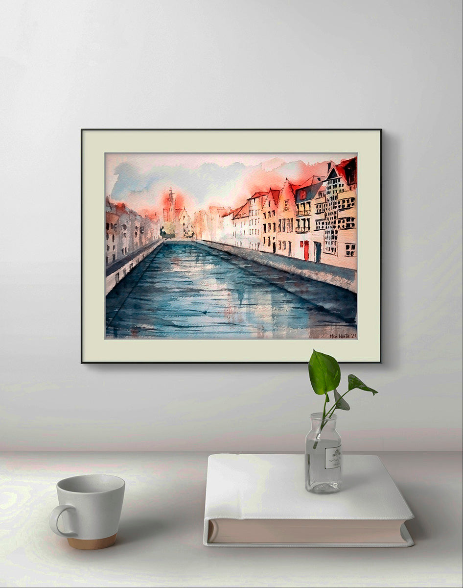 Vistas desde el puente. Brujas enmarcada, decorando un espacio introspectivo. Arte urbano que evoca silencio y contemplación.